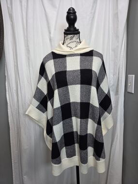 Talbots Black and Cream Buffalo-Check Hooded Lambs Wool Poncho Sweater